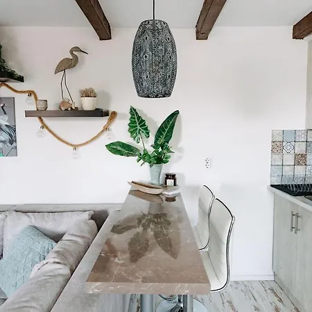 別荘 A Szivemhez *