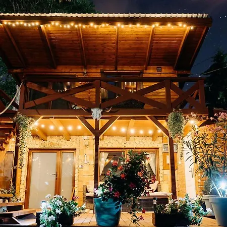 別荘 A Szivemhez *